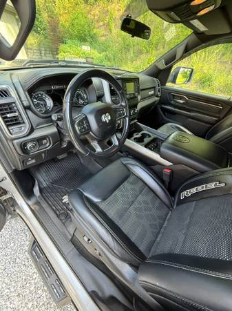 2020 Ram Rebel 4WD Quad Cab, 5.7 HEMI - $33,900 (NE Knox)63625152251649124