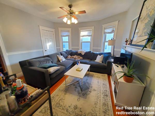 $5,300 / 5br - Huge 5 bed in Somerville with laundry in unit, parking included!!63802096621571120