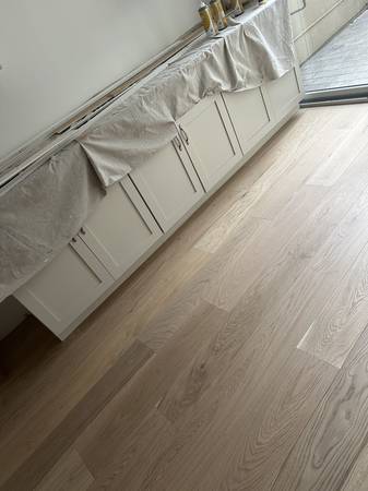 Engineered Oak flooring Pre finished 1
