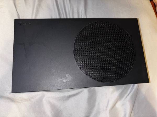 Microsoft Xbox Series S Digital Console 1TB - Black 1