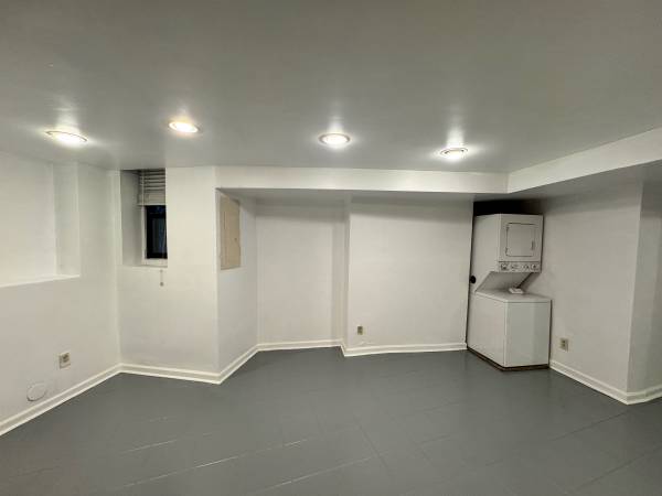 $1,700 / 700ft2 - Bloomingdale/NoMa English Basement Studio, Utilities included63958908625923123