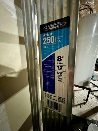 Werner 8’ aluminum ladder 1