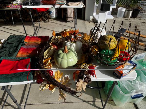 Yard sale photo