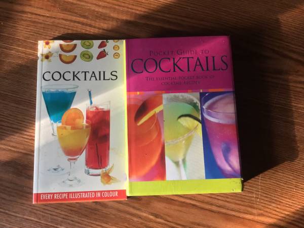 Books on how to make mixed drinks 1