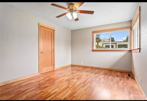 $1,500 Seeking roommate or couple to share house! (Ferndale)635096028761611219
