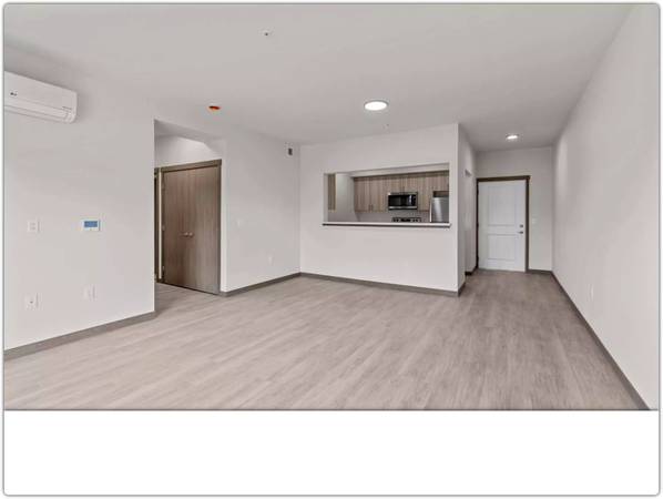 $1,551 / 2br - 785ft2 - Time to elevate. Our 2 BR, 785 Sq Ft promises more. (Tacoma)63400160598403122
