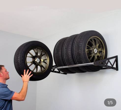 SafeRacks heavy duty wall mounted tire rack 1