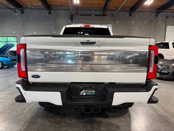 2023 Ford F-350 Super Duty Diésel 4x4 4WD Camión F350 Platinum 4 puertas Cre - $82,900 (Platinum Motors Corp)63438202993923122