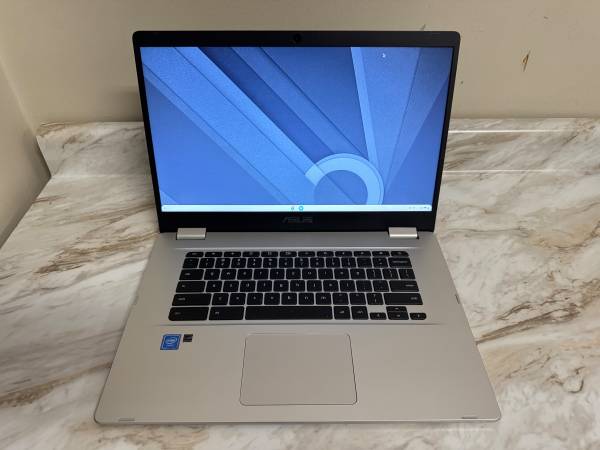 ASUS Chromebook C523N 15.6" Chromebook Laptop 64GB 1