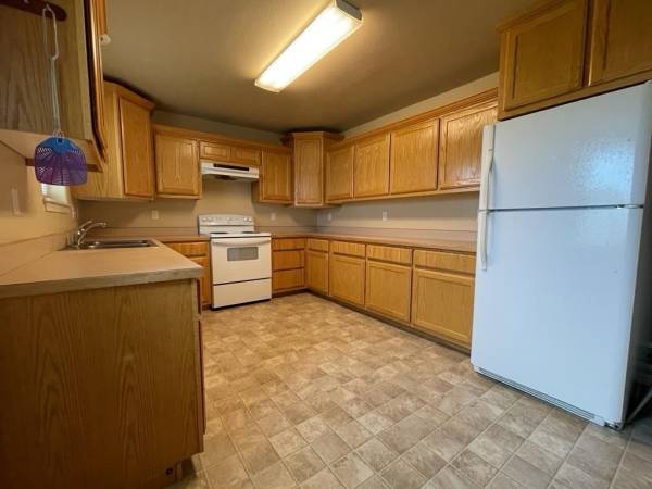 $1,400 / 3br - Cozy and amazing house ready for rent (Powell)63930640495363121