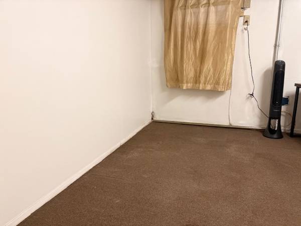 $160 ROOM FOR RENT IN A PRIVATE  HOUSE BY OWNER (BRONX)64033634028673122