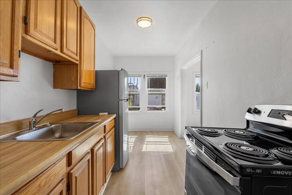 $1,695 / 1br - 1829 6th Ave #101 - 1 bedroom | 1 bath (oakland lake merritt / grand)63880014035329123
