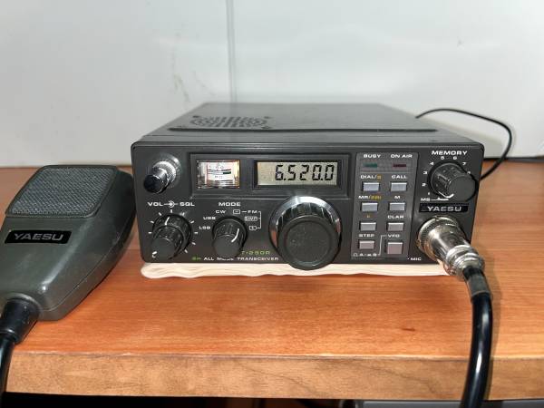 HAM/Amateur YAESU FT-290R 2m All Mode Portable XCVR 1