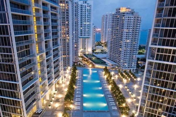 $5,200 / 2br - 1167ft2 - Stunning 2bd in Iconbrickell, Miami (Brickell)64002013412609120