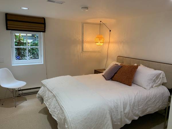Charming Furnished Garden-Level 4