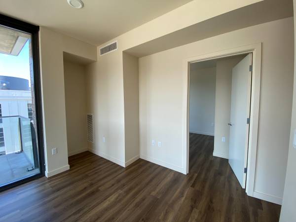 $3,296 / 2br - 870ft2 - 🍂 Live Smart, Live Cozy – 2 Bed/2 Bath at The Carson! (Portland)63820739100929122
