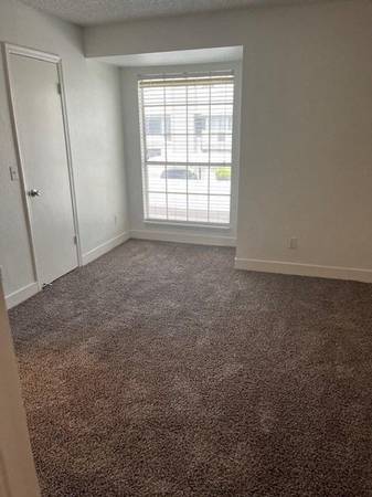 $1,160 / 1br - 615ft2 - Fitness Center, Availability 24 Hours, Newly Renovated - Coming Soon (North Phoenix)64024988689539121