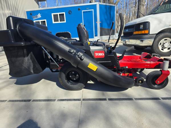 Toro 34" Time Cutter Zero Turn Mower 1