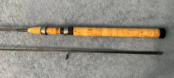 Custom G.Loomis IMX spinning rod 9’ - 2pcs (Fire Sale ! ) 1