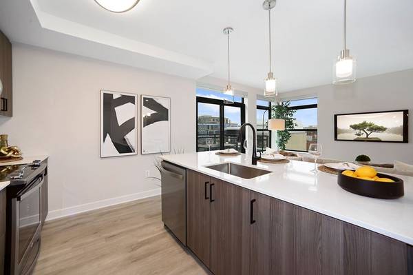 $3,495 / 2br - 896ft2 - Move into this 2bd 2 bath with a $99 Move In FEE (2213-17 14th Street NW Washington, DC)63896157330691122