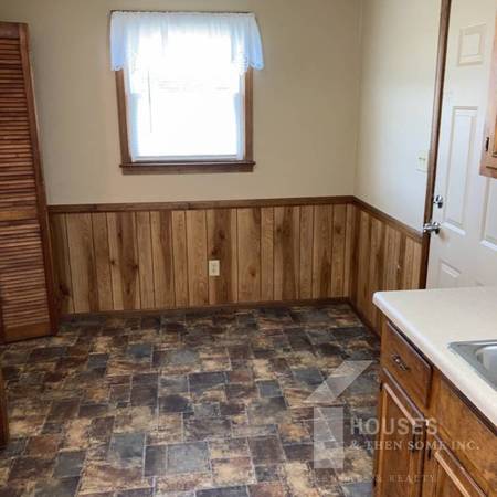 $925 / 2br - 900ft2 - ***Reduced Price!! 2/1.5 Townhome Anderson-Super Convenient*** (Anderson)63783765575171123