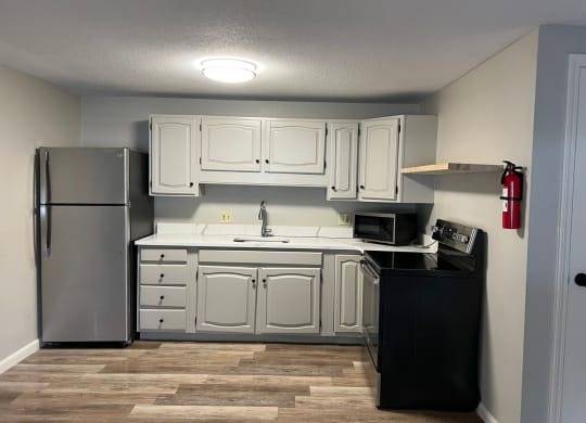 1 Large Closets, Pet friendly, Cable Ready 1