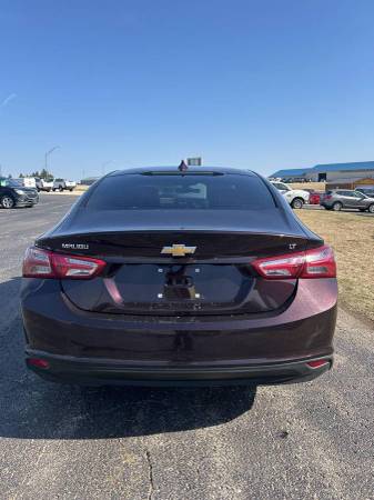 2020 Chevrolet Chevy Malibu LT 4 puertas Sedán - $13,995 (+ B B Sales and RV Center)63470778844931123