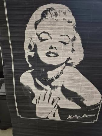 Marilyn Monroe Poster blind 1
