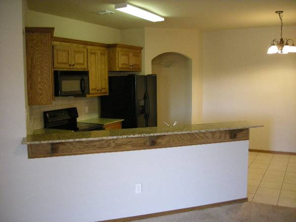 $1,600 / 3br - 1489ft2 - 809 SW 38th Street (Moore)63670520160387124