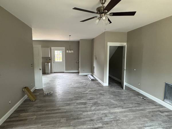 $1800.00 / 3br - 1600ft2 - Charming 3 Bed, 2 Bath Single Family Home in Chatsworth, GA - $1800/mo63993078164611122