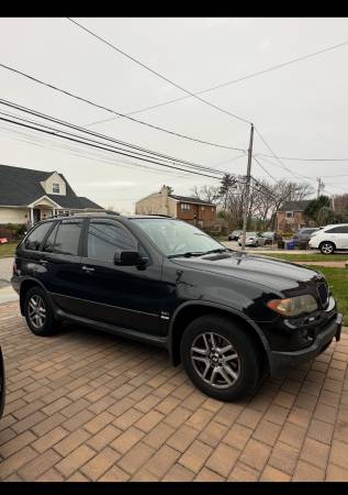 BMW X5 3.0i - $5,900 (Albertson)63654710775939120