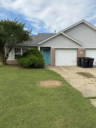 $375,000 / 4br - 2200ft2 - 4. Bedroom 4 bathroom with 2 FP,  vaulted ceiling 2 car garage (Lafayette)63680140177795120