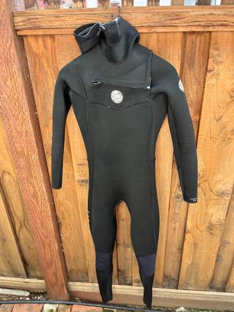 *ENCONTRADO* Traje de neopreno Rip Curl para mujer, 5/4 mm con capucha y cremallera en el pecho – Talla 10t (san mateo)