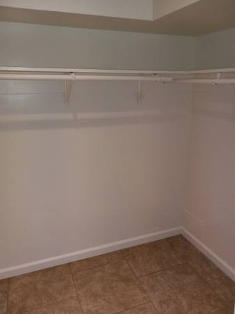 $1,800 / 1br - 900ft2 - 1 bed 1.5 bath townhouse Available (Palm Desert)63981383188355121