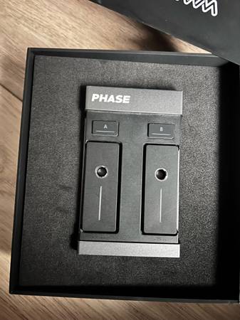 Phase DJ Essential 2-Channel Wireless DVD system dj 1