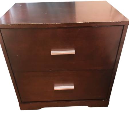 Nightstand, Brown, Wood 2 Drawers w/ Handles - $50 (Seattle)63471460492673121