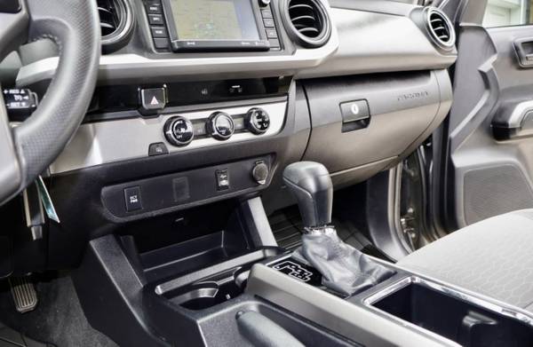 2018 Toyota TACOMA SR5 TXEDIT - Photo 12