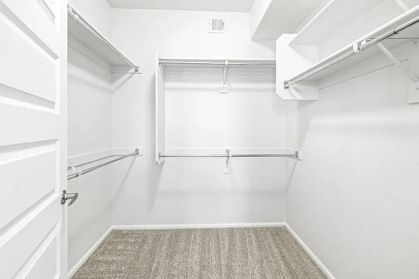 $1,699 / 2br - 900ft2 - New deals & MOVE-IN SPECIALS! Six weeks FREE - great deal! (Mesa)64024997127553123
