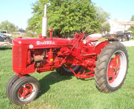 IH McCormick Farmall Super C - Fresh Paint & Brand New Tires 1