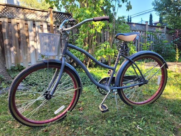 Huffy Bike - 26", Aluminum, Ladies 1
