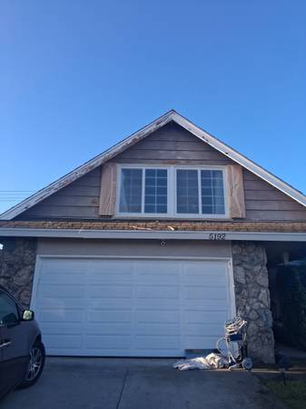 Professional  C 33 , 1159851  licensed house painter Quality work 1