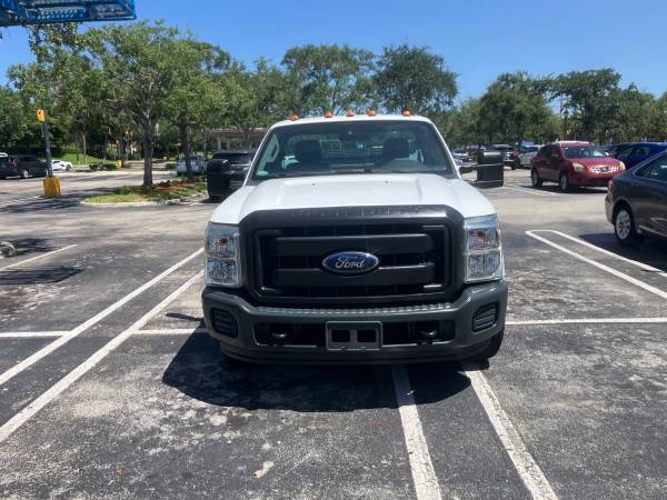 2013 Ford F350 Super Duty - Photo 2