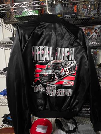 2 nice old racing jackets 1