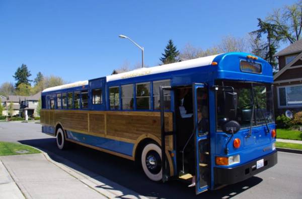 2000 International 3000 Party Bus - $9,500 (Federal Way)63623042859139120