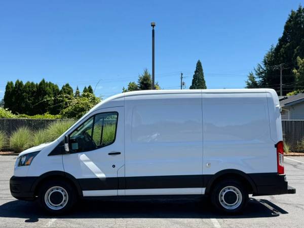 2020 Ford Transit 150 - Photo 2