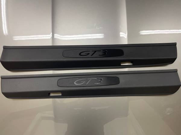 LIKE NEW GENUINE PORSCHE 991 “GT3” BLACK BRUSHED ALUMINUM DOOR SILLS 1