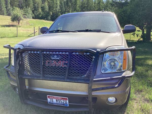 2013 Yukon XL - $1,250,000 (Sagle)63613763591683121