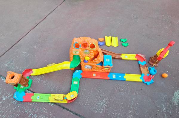 VTECH Go! Go! Smart Wheels Treasure Mountain Train Adventure Toy 1