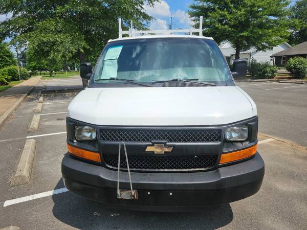 2014 CHEVROLET EXPRESS 3500 ESCALERAS Y CAJONES 1 DUEÑO CARFAX - $12,700 (MURFREESBORO)63624935983745122