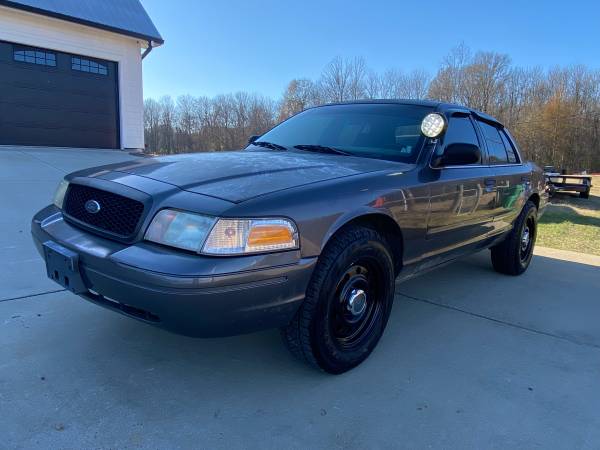 Lifted 2008 Crown Victoria Police Interceptor TRADE? - $6,000 (Clinton, MS)63470658757379122